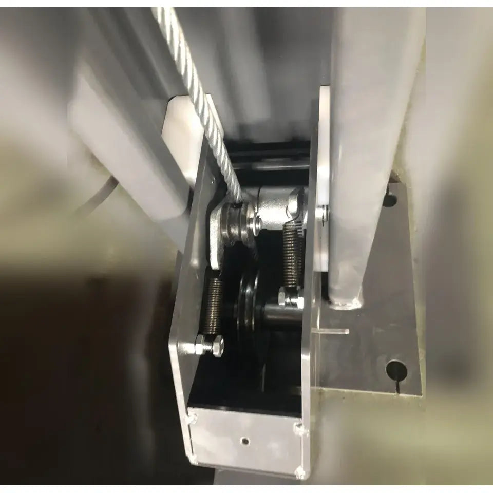 Four-post parking lift cable and pulley assembly with stacked steel safety components
