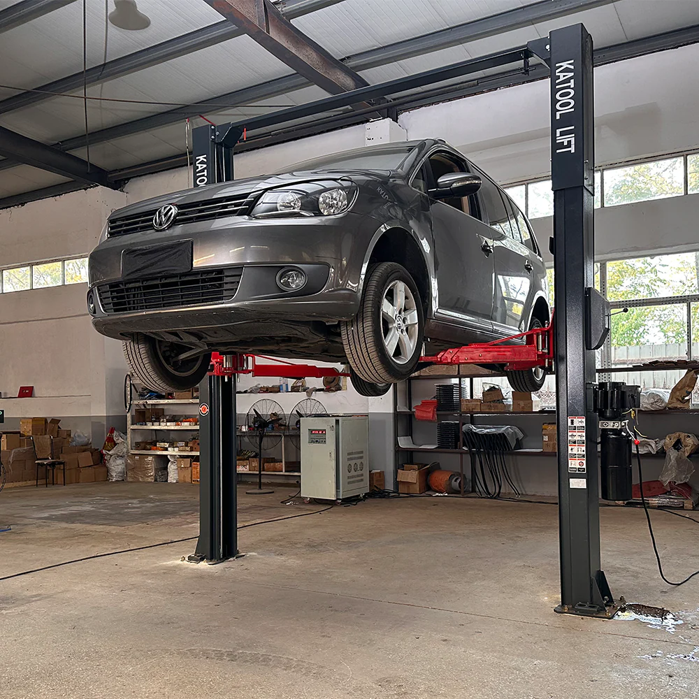 4. Single point lock release system on AS110D professional lift