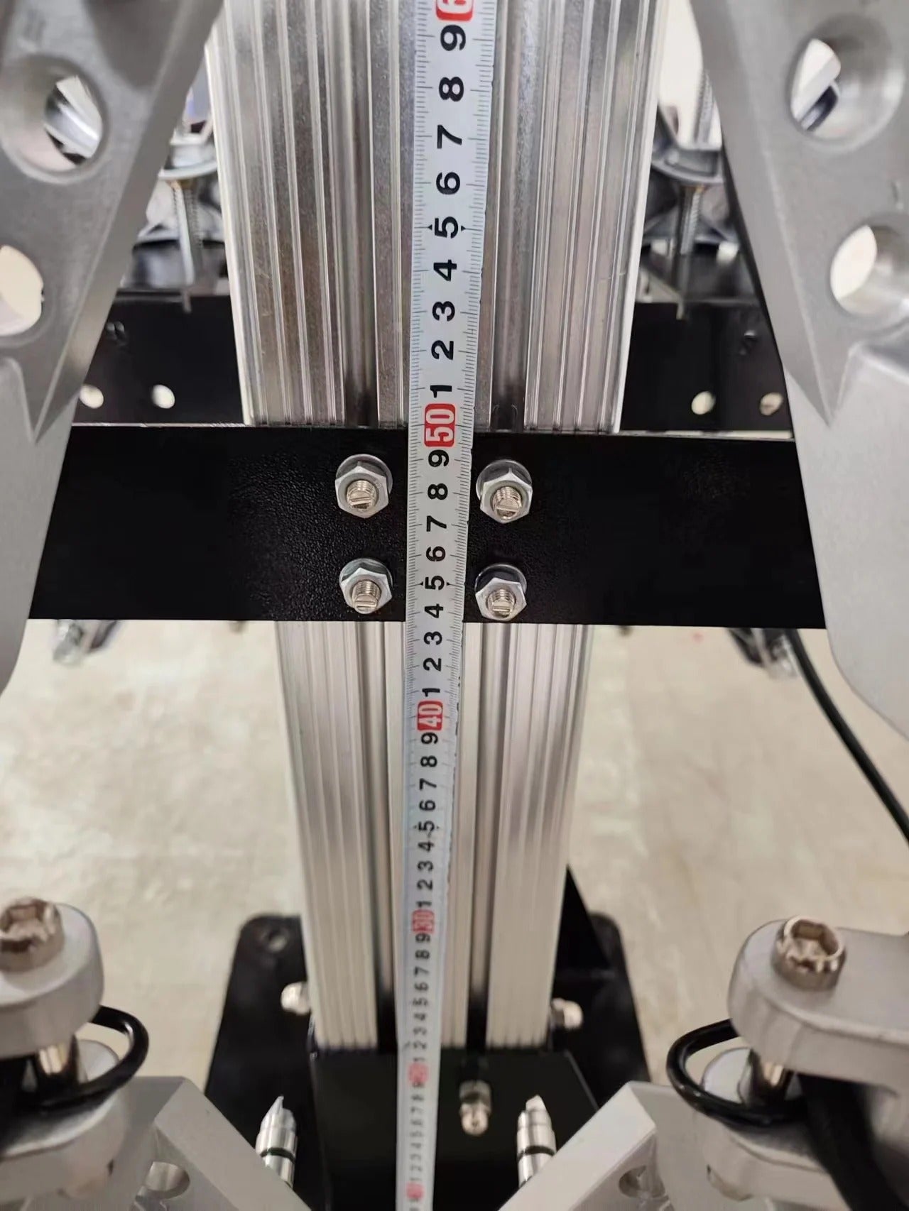 Katool KT-AV6 PRO electro column precision aluminum rail close-up with measurement scale reference
